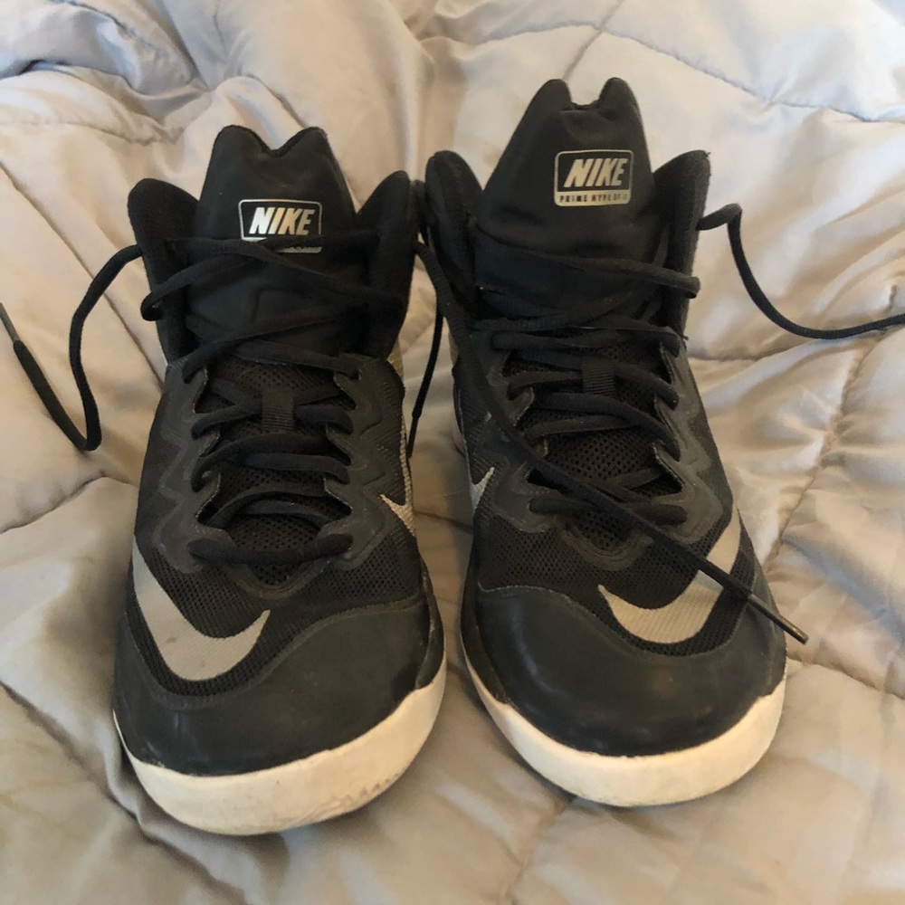 Nike Hyperdunk - image 3